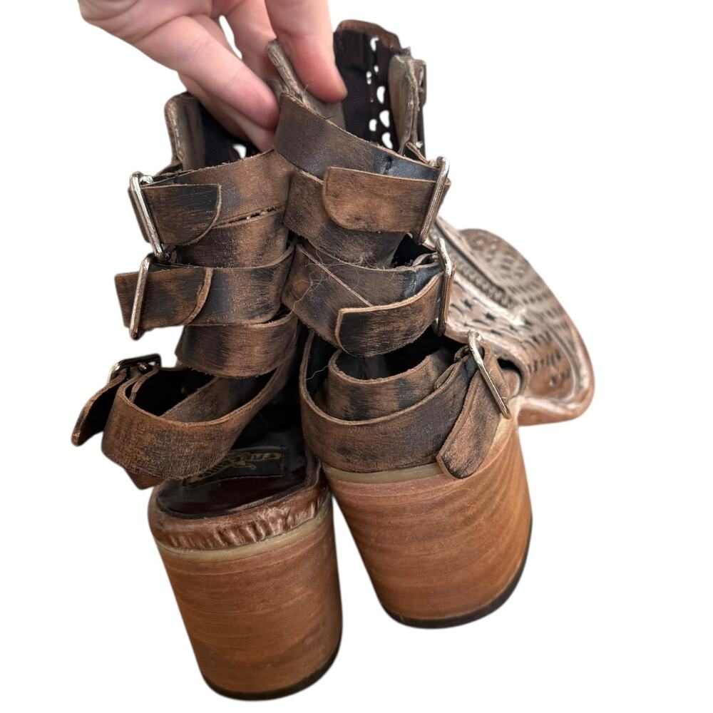 Freebird by Steven Dahlia Laser Cut Leather Open Back Ankle Booties Brown Sz 11 - Picture 8 of 10